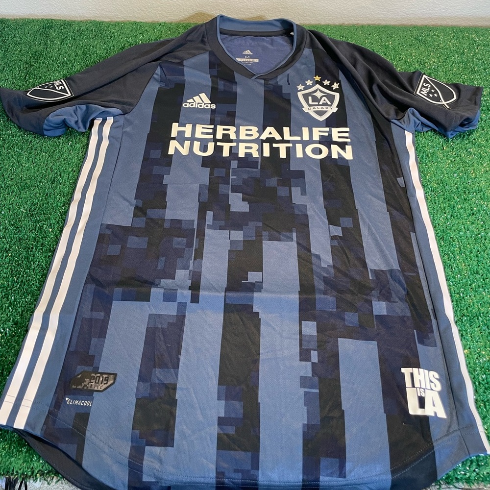 New Adidas MLS Galaxy Soccer Jersey Authentic
